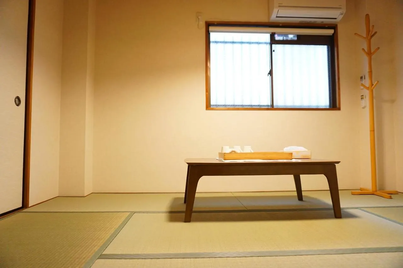 Syoga A House, Next To Natural Park Ōsaka 0*,  Japon