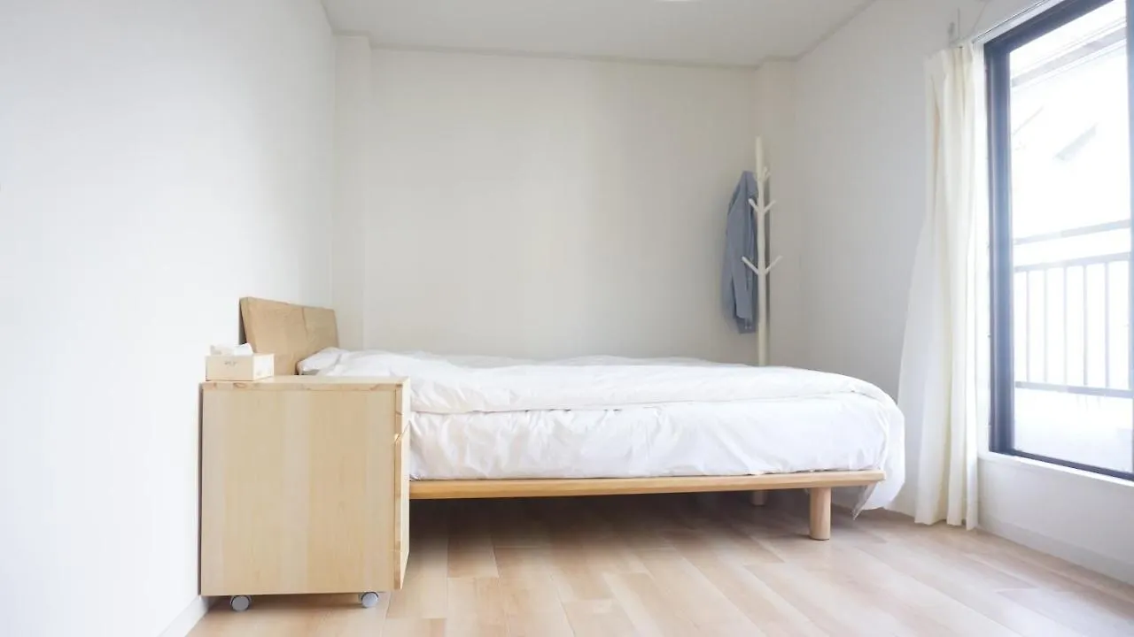 Syoga A House, Next To Natural Park Osaka Japan